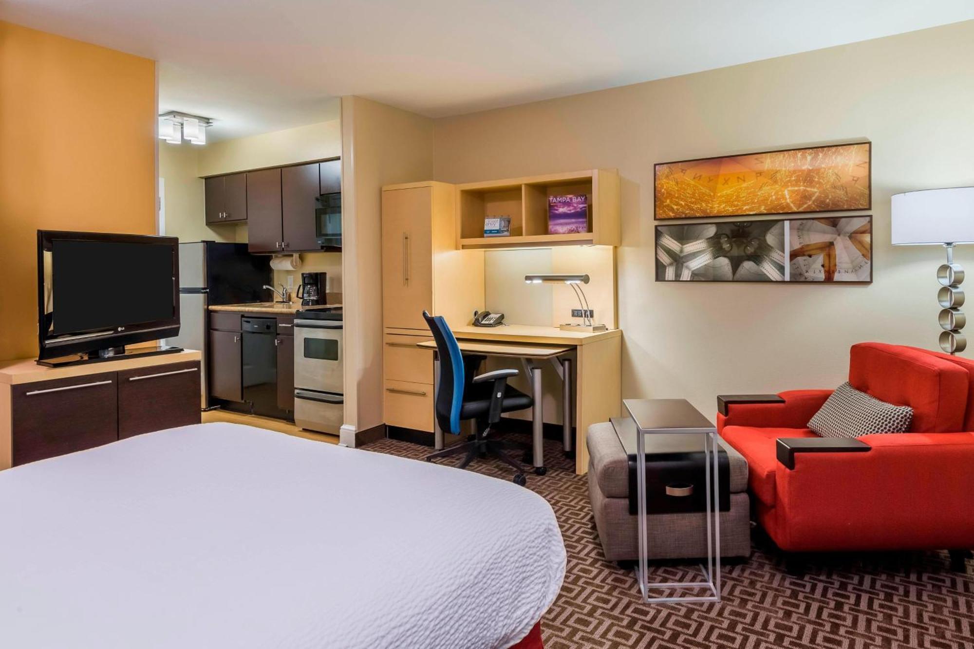 Towneplace Suites Tampa Westshore/Airport Exterior photo